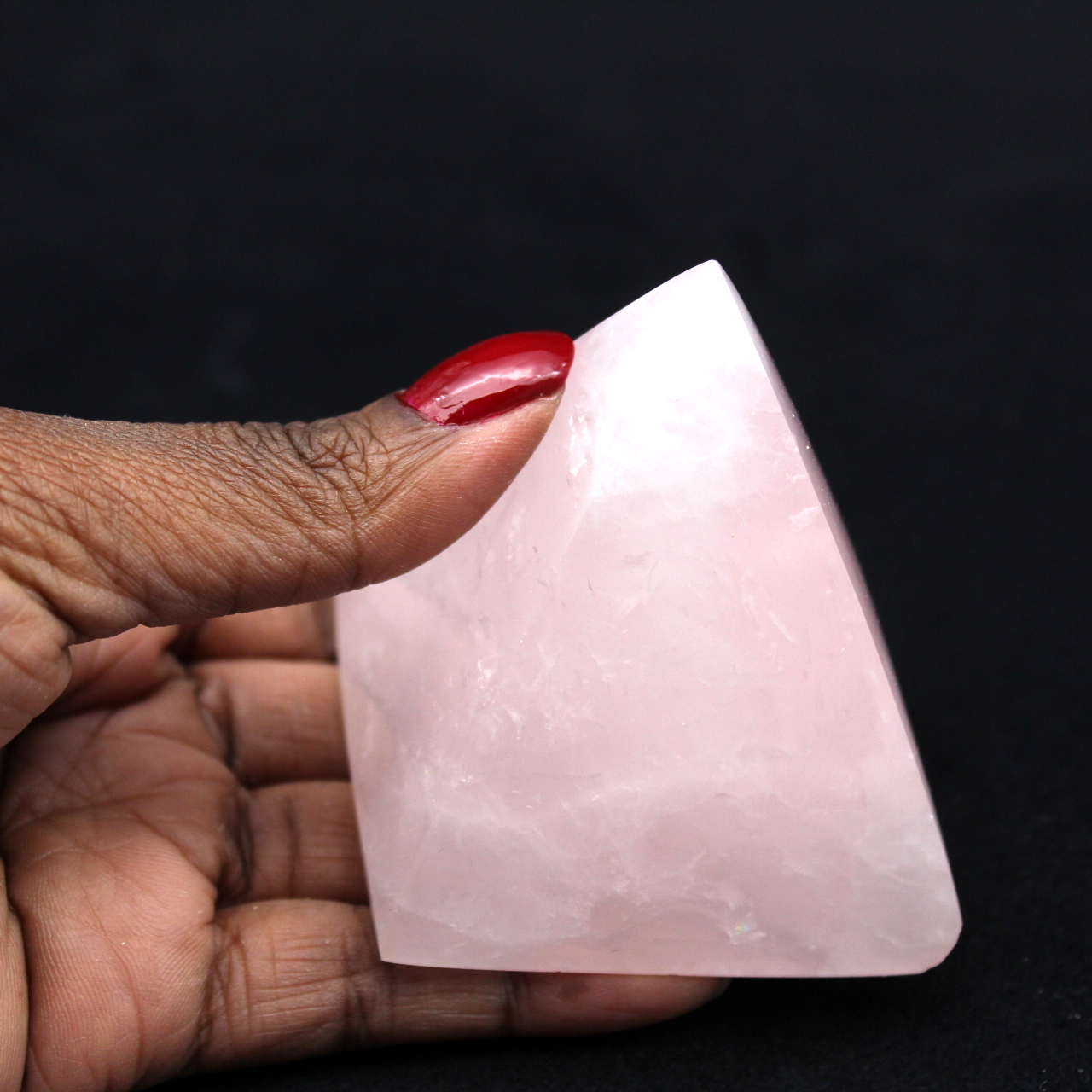 Piramide di quarzo rosa
