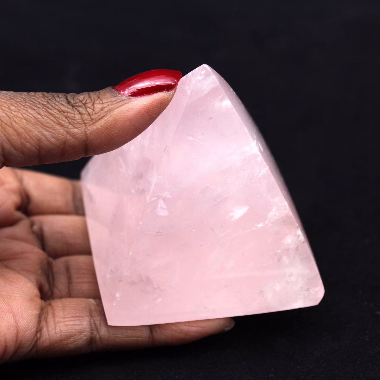 Piramide di quarzo rosa