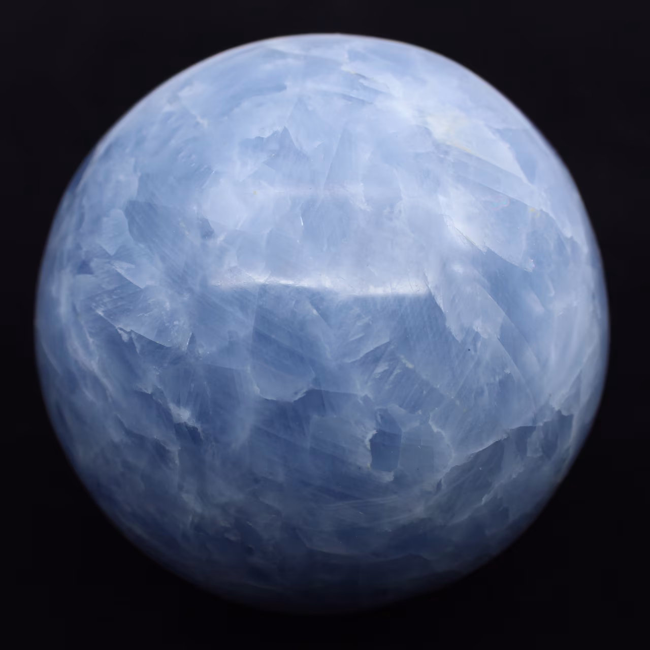 Sfera di calcite blu