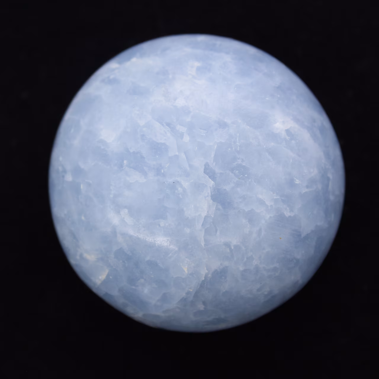 Ciottoli di calcite blu