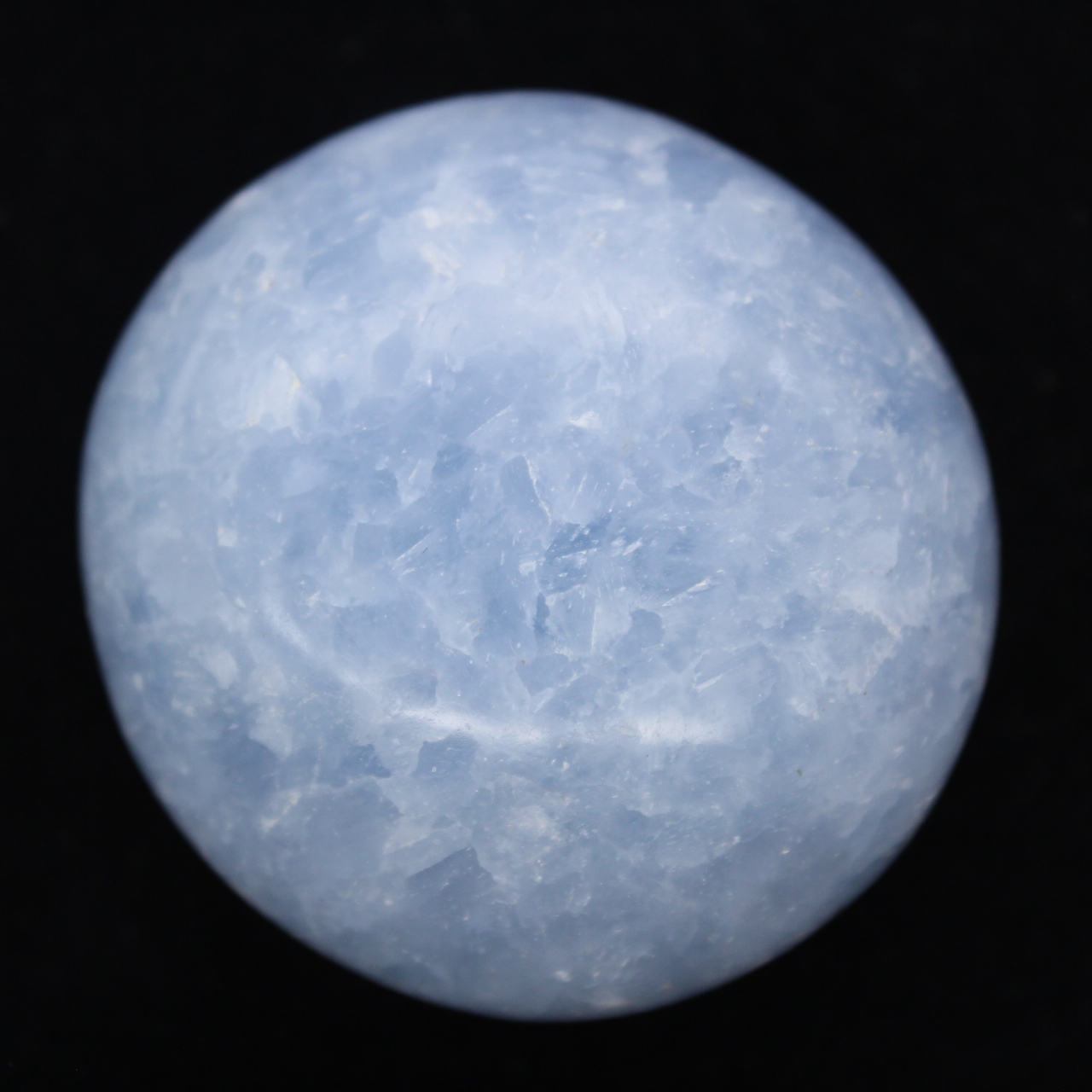 Ciottoli di calcite blu