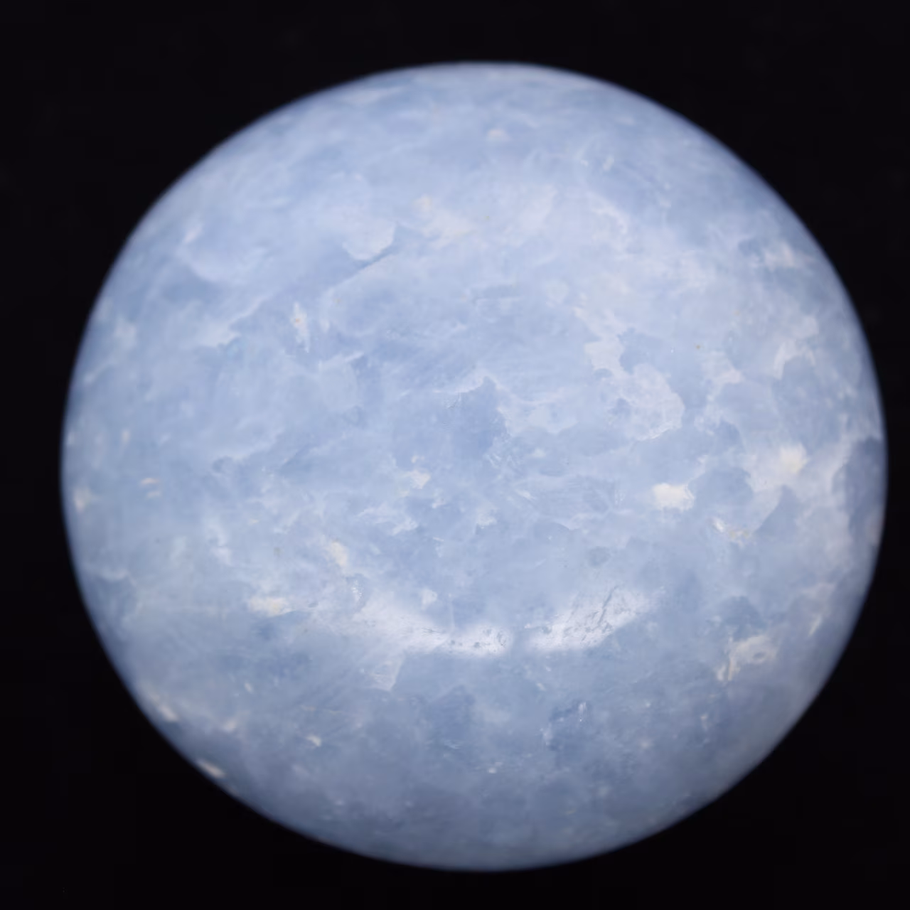 Ciottoli di calcite blu