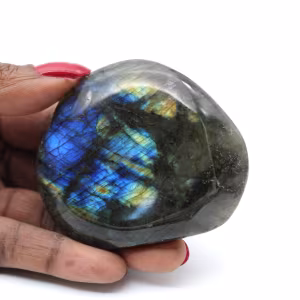 Ciottolo di roccia labradorite