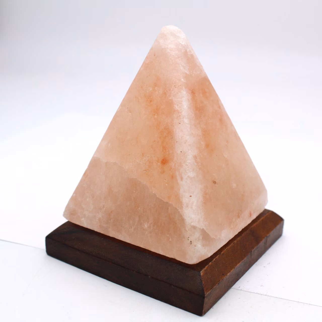 Lampada Piramide di Sale Rosa dell'Himalaya