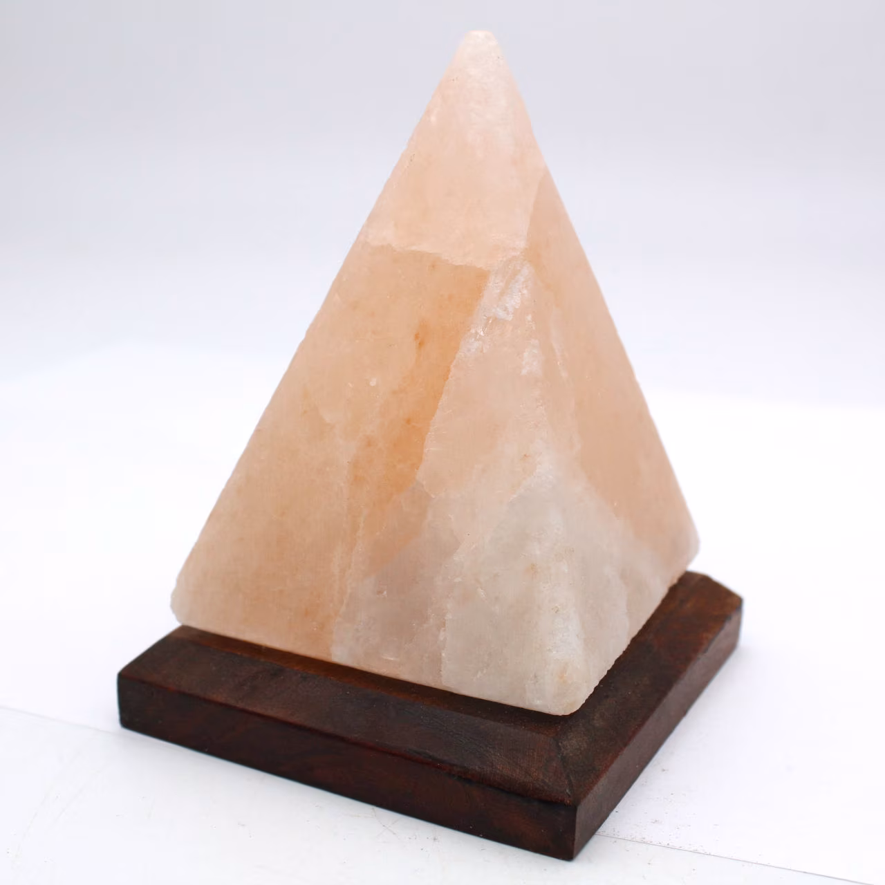 Lampada Piramide di Sale Rosa dell'Himalaya