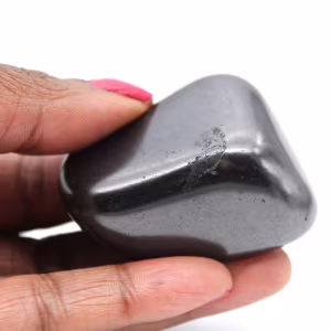 Roccia di shungite naturale
