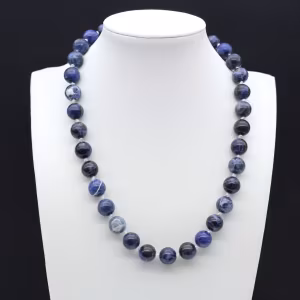 Collana in sodalite