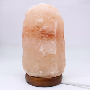 Lampada di sale rosa dell'Himalaya
