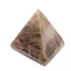 Piramide di pietra del microclino del Madagascar - 0