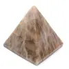 Piramide di pietra del microclino - 2