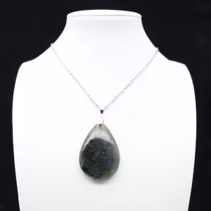 Ciondolo a goccia in labradorite