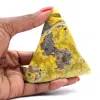 Ornamento di diaspro a forma di bombo: bellezza minerale dall'Indonesia - 0