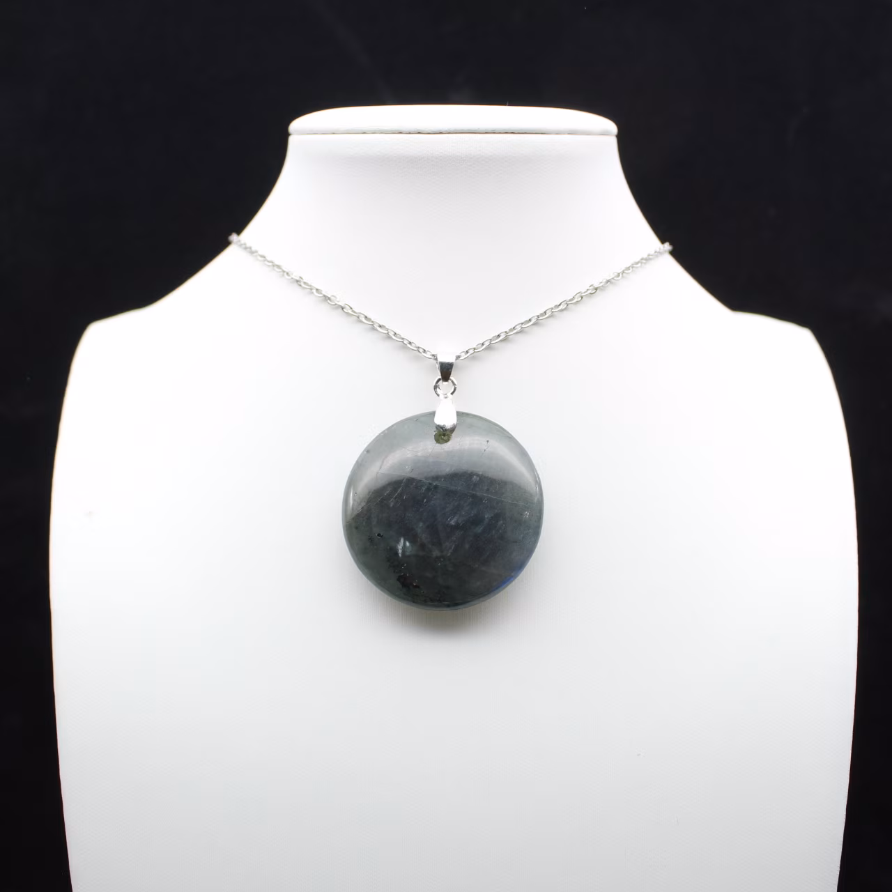 Ciondolo rotondo in labradorite