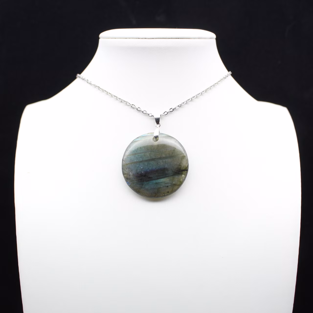 Ciondolo rotondo in labradorite