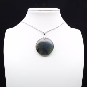 Ciondolo rotondo in labradorite