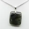 Ciondolo quadrato in labradorite del Madagascar - 1