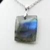 Ciondolo quadrato in labradorite del Madagascar - 2