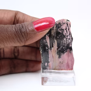 Fetta di Rodonite per uso decorativo