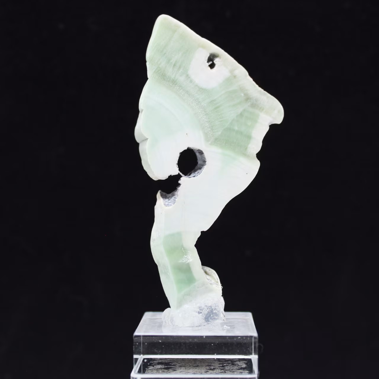 Fetta autentica e lucidata di pietra di Aragonite verde