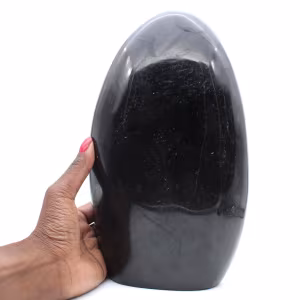 Esemplare di tormalina lucidata, grande ornamento minerale, Madagascar