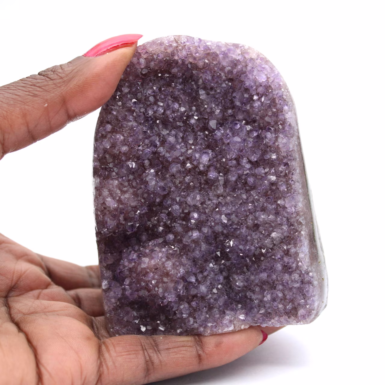 Geode di ametista dal Brasile: un tesoro mineralogico