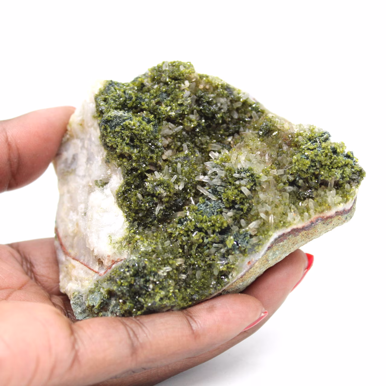 Cristalli di epidoto verde su matrice dal Marocco