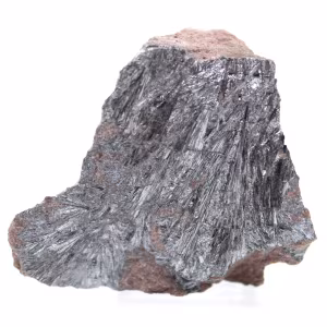 Piccolo ornamento di pirolusite, cristallizzazione
