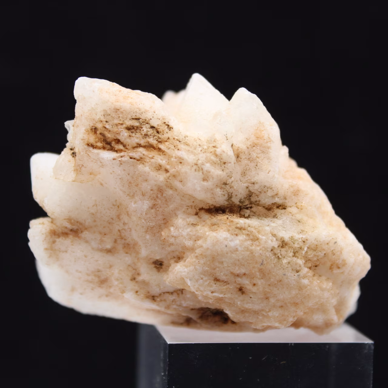 Quarzo marocchino a forma di fiore con cristalli fini