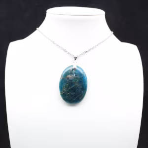 Grande ciondolo in apatite del Madagascar - Esemplare da 19 g