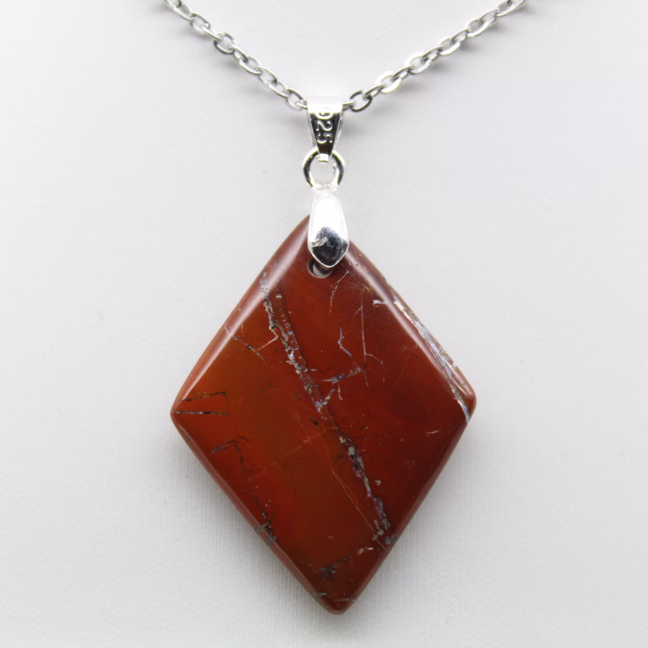 Pietra di diaspro rosso del Madagascar