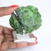 cromiopside finlandese grezzo su base, pietra verde 135 g - 1