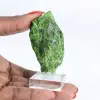 Cromodiopside grezzo dalla Finlandia, minerale verde su base, 60 g - 1