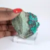 Cristalli di brochantite verde provenienti dal Cile su una base - 1