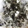 Cristalli ottaedrici naturali di pirite provenienti dal Perù su una base - 8