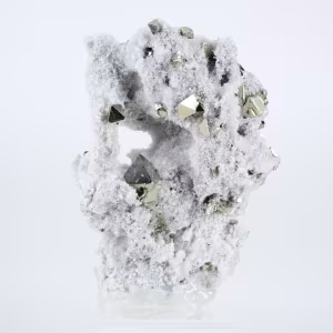 Cristallizzazione di pirite ottaedrica peruviana sul basamento