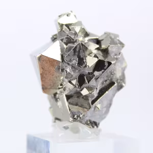 Campione mineralogico di pirite ottaedrica proveniente dal Perù