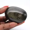 Ciottolo levigato di ossidiana dorata messicana, esemplare da 70 g - 0